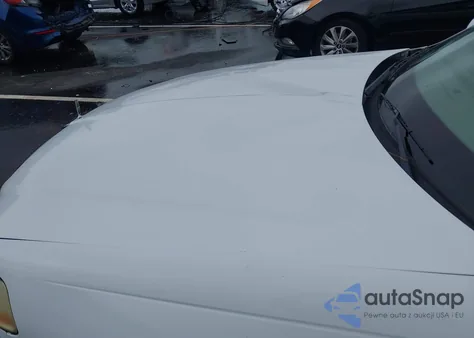 2004 Lincoln Town Car Signature из США, поврежденный, VIN 1LNHM81W14Y604636